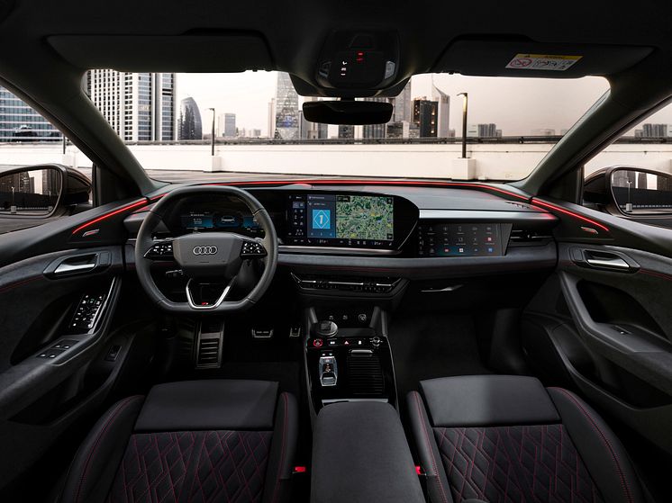Audi Q6 e-tron interiør med interaktionslys