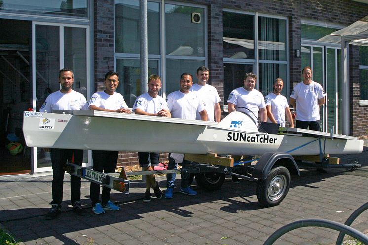 Team der TH Wildau siegte mit dem Eigenbau „SUNcaTcHer“ bei der internationalen Solar Regatta in Kaliningrad/Russland