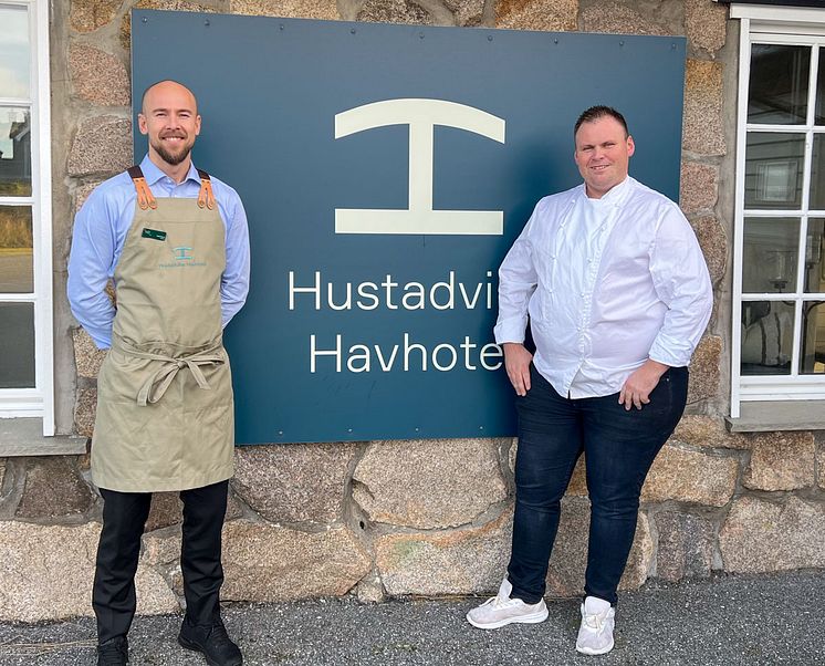 Henrik Kalvi (til venstre) og Henrik Siversson (til høyre) på Hustadvika Havhotell