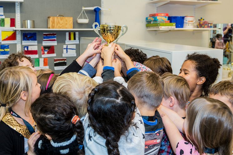 Lycka är att få en pokal