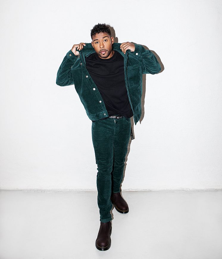 JOHN LUNDVIK 