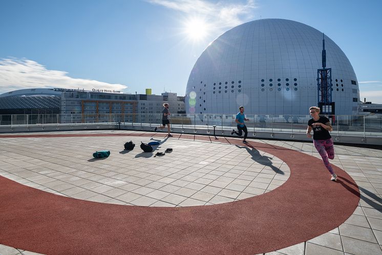 3Huset, en löparbana på 98 m + utomhusgym 