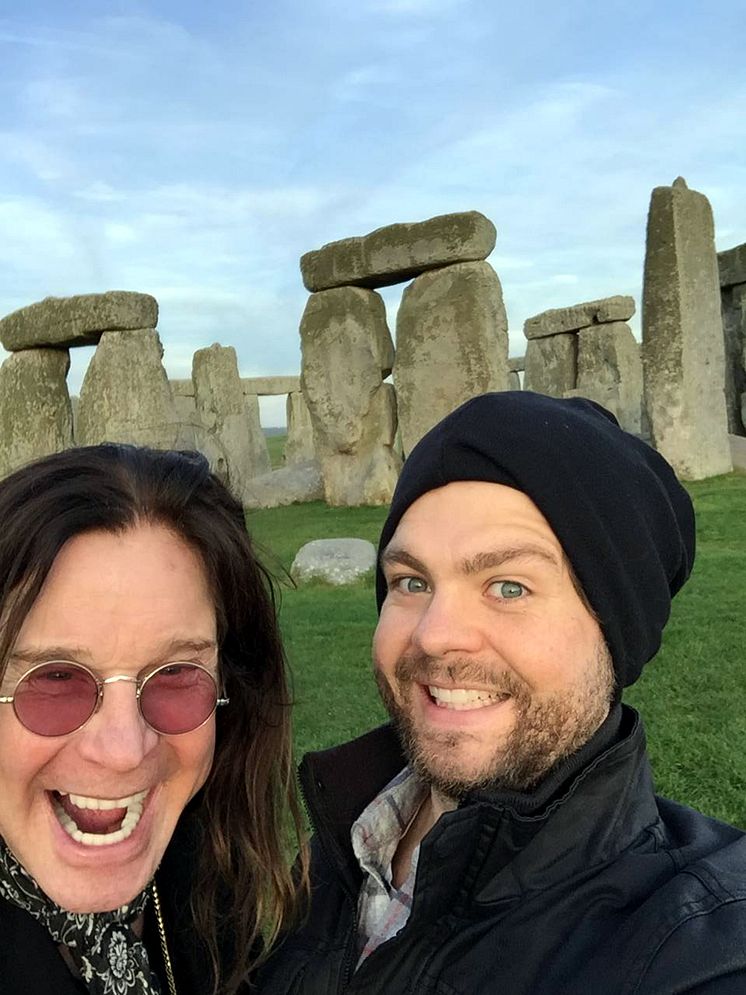 Ozzy and Jack's World Detour