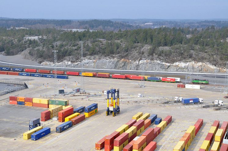 Green Cargo och Containerships utökar samarbetet med ny järnvägspendel