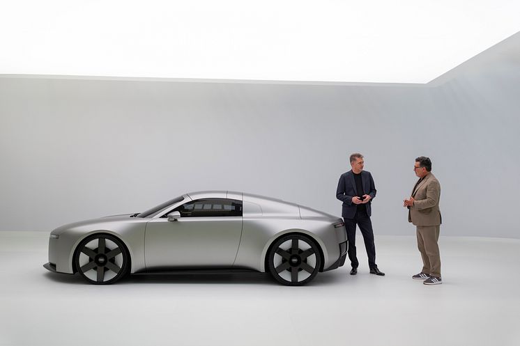 Gernot Döllner, CEO
Massimo Frascella, Chief Creative Officer