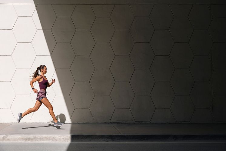 vivoactive6_(c)Garmin8.jpg