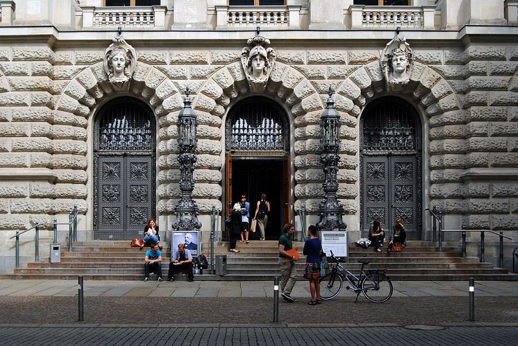 Universitätsbibliothek Leipzig - Haupteingang