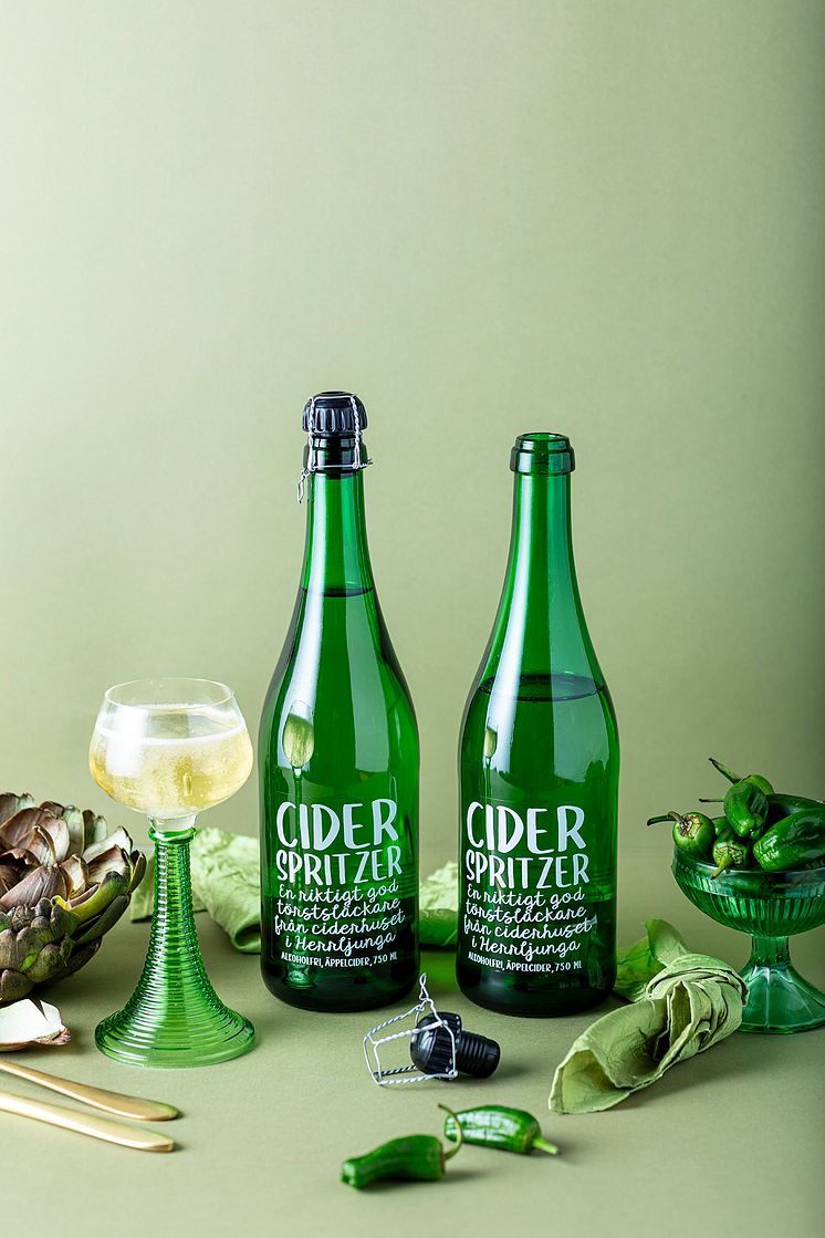 Cider Spritzer_2 flaskor_low