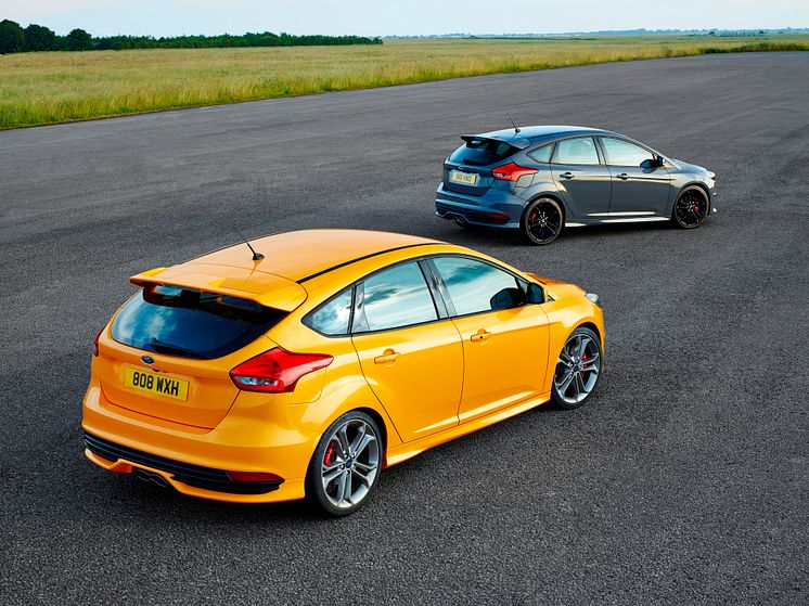 NY FORD FOCUS ST - 4