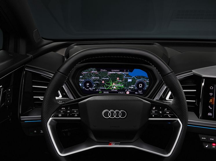Audi Q4 e-tron interiør med touchbetjening på rattet