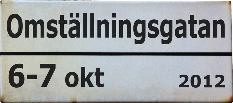 Skylten - loggon till evenemanget Omställningsgatan 6-7 oktober på Norrtullsgatan i Stockholm
