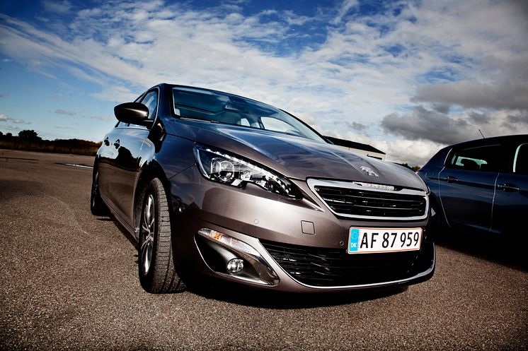 Peugeot lancerer nyt stærkt privatleasingkoncept på 308: Kun 2.795 kr. i udbetaling