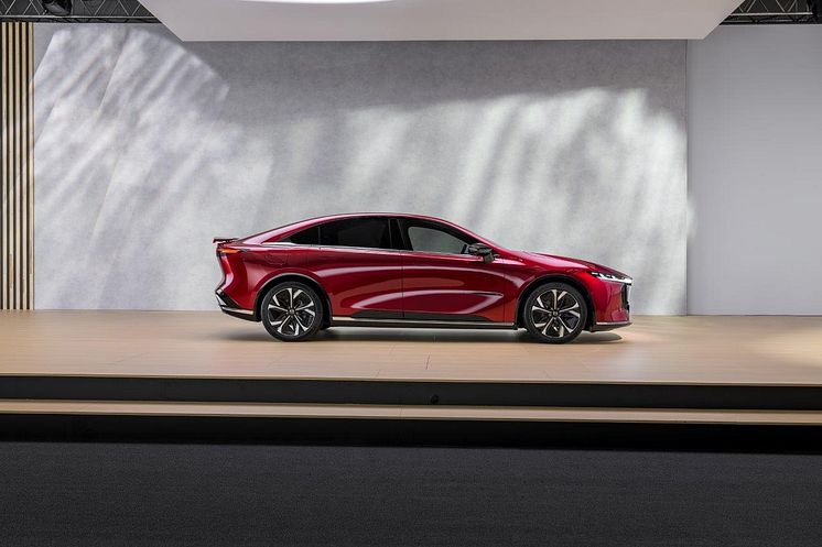Mazda6e Takumi Plus