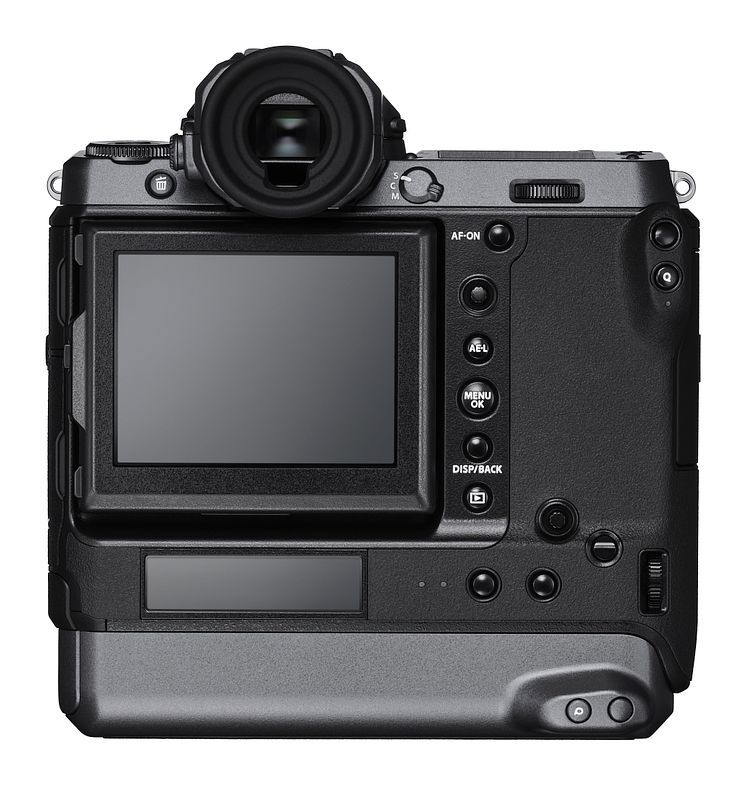 GFX 100 back  with EVF