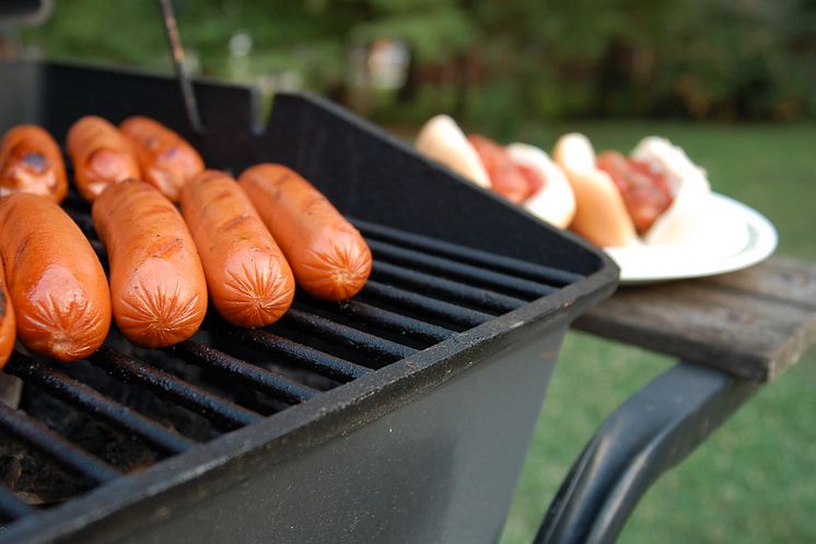 En långsamt grillad korv lockar fram smaken bäst. 