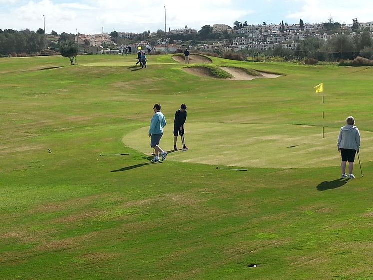 marios-golf-park-par-3-1024-768