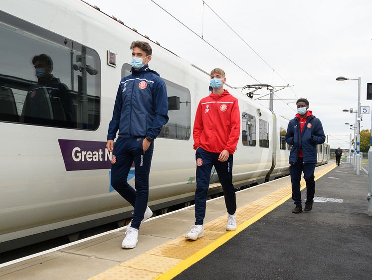 Stevenage Academy players travel free with face masks