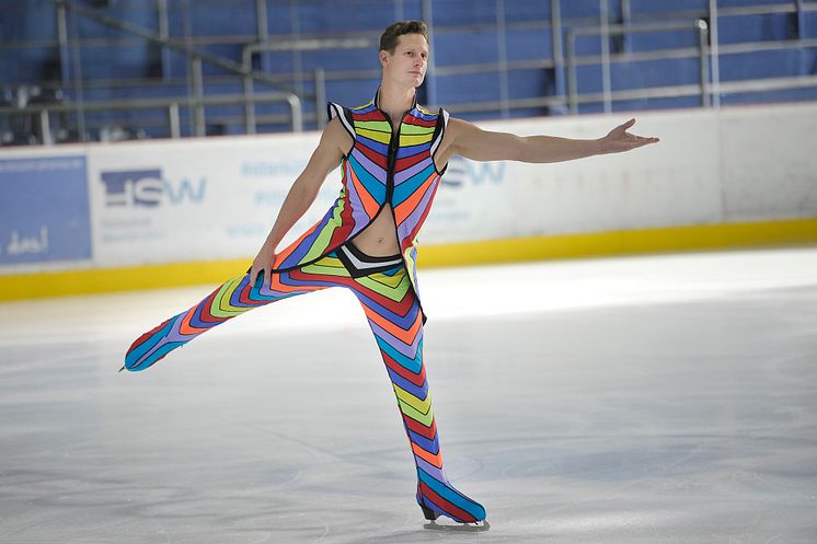 HOLIDAY ON ICE stellt neue Show SUPERNOVA in Hannover vor