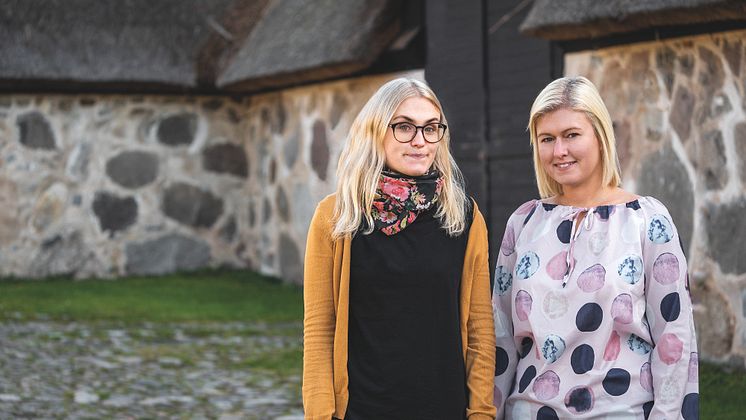 Nicolina Sällberg kommunikatör och Monia Jönsson administratör Sölvesborgs kommun CMYK