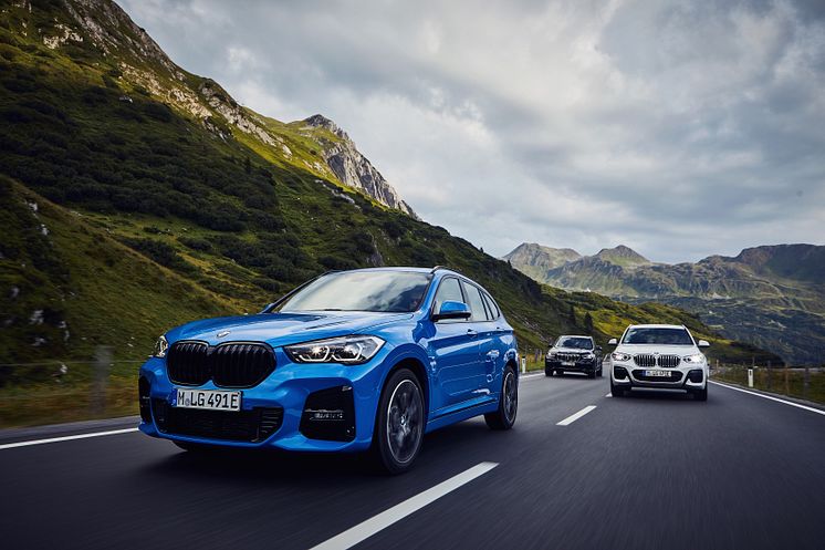 BMW X1 xDrive25e, BMW X3 xDrive30e ja BMW X5 xDrive45e