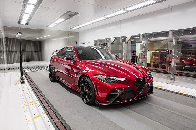 Giulia GTAm at Sauber Engineering wind tunnel (1)