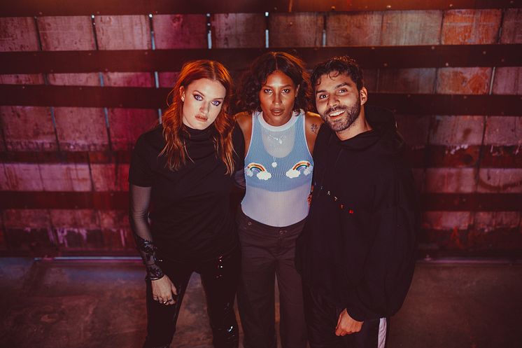 R3HAB + ICONAPOP