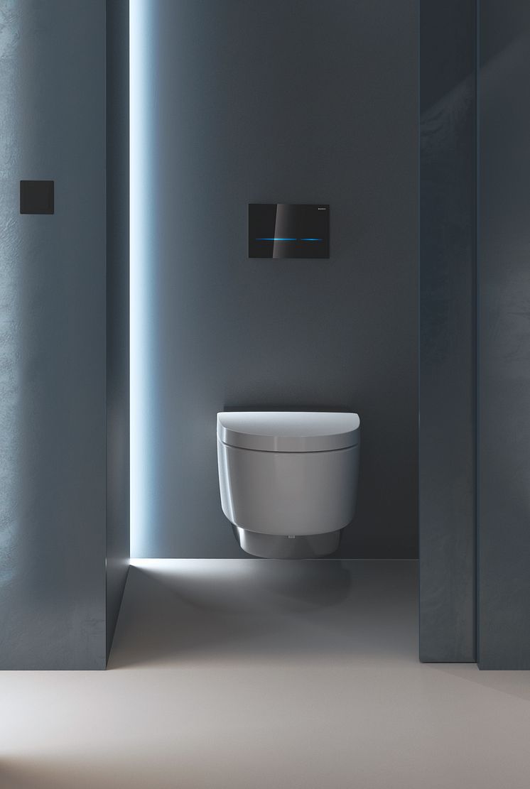 2017 Bathroom 02 AquaClean Mera chrome with Sigma80 black _Original