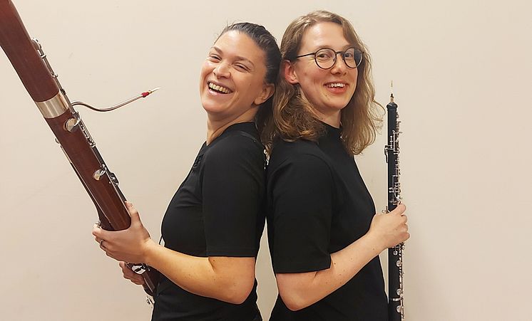 Lucia och Hanna.jpg