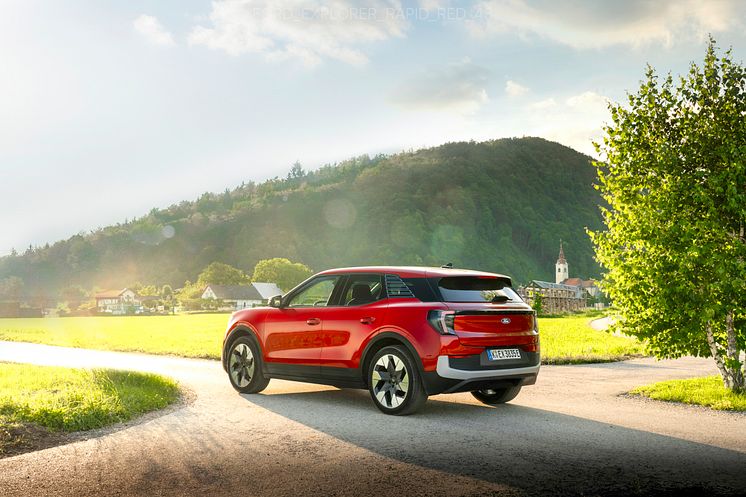 FORD EXPLORER RAPID RED 2024 (6).jpg