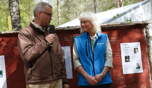 Vinnare av Guldyxan 2015 - Camilla Logarn, skogsägare från Värends Nöbbele i Småland, som fick ta emot Guldyxan på SkogsElmia 2015. 