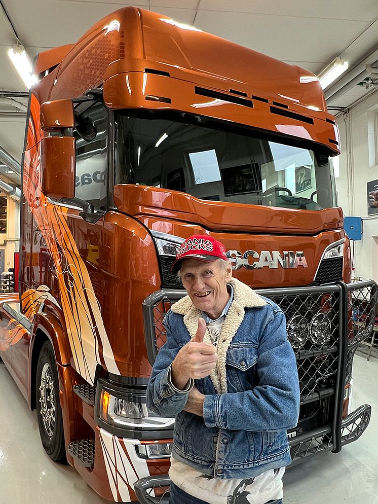 Customkungen och legendaren Svempa Bergendahl kommer till Mantorp Park och presenterar sina senaste Scania showbilar. Foto Joachim Cruus.