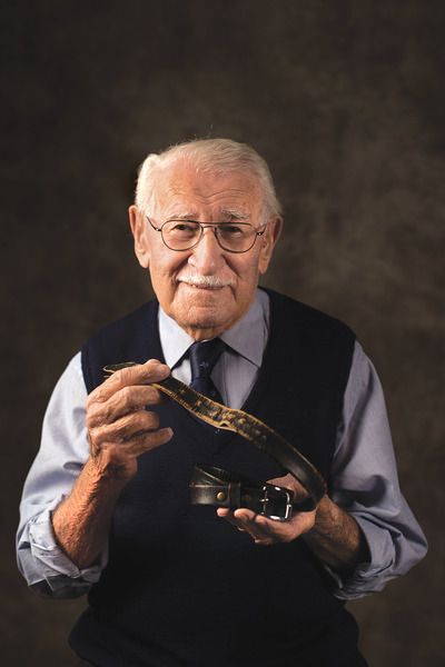 Eddie_with_belt_(c)_Katherine_Griffiths_Sydney Jewish Museum.jpg