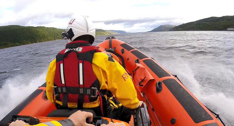 Hi-res image - Ocean Signal - Loch Ness RNLI head out to rescue the stranded paddleboarder in September