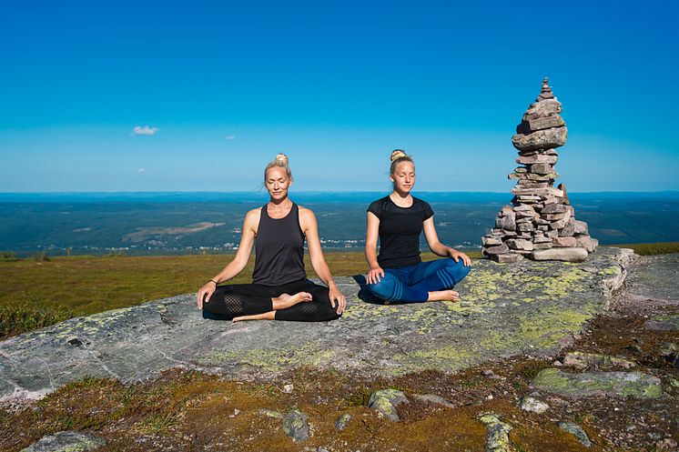 200817_yoga_OM_salen-8