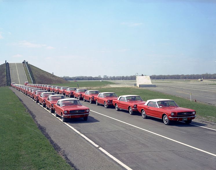 Q4_29,545 miles_1964 Fleet of Mustangs