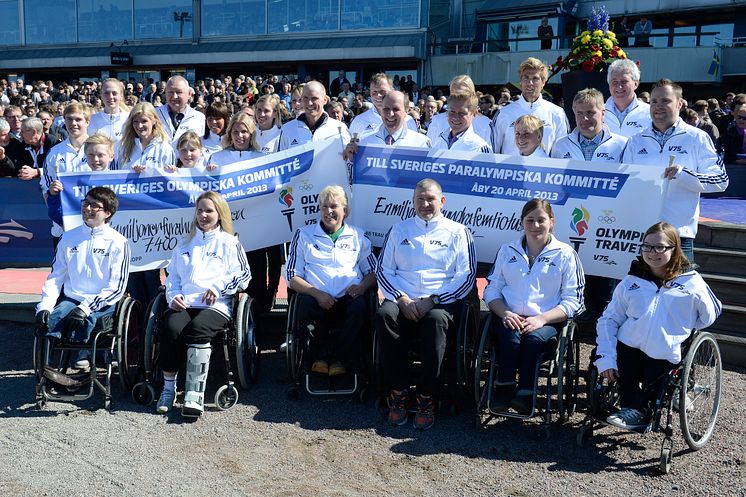 Checkutdelning i samband med Olympiatravet 2013