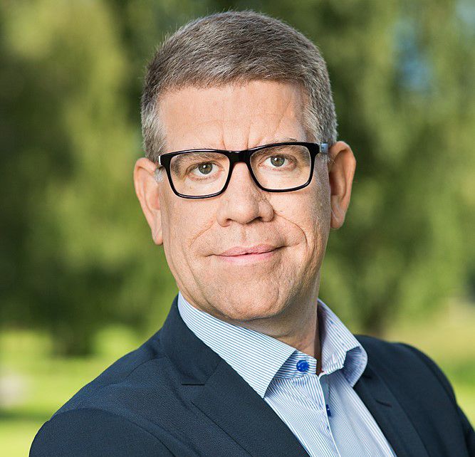 Fredrik Olsson porträtt.jpg