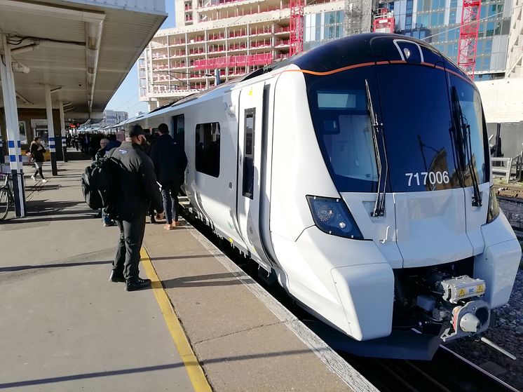 New Moorgate train arriving at Finsbury Park station - launch day 25 March 2019