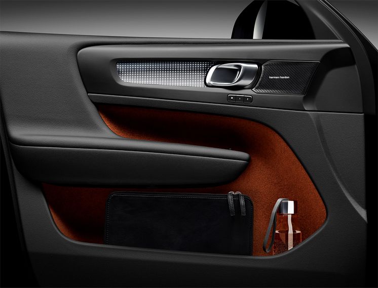 Volvo XC40 interior