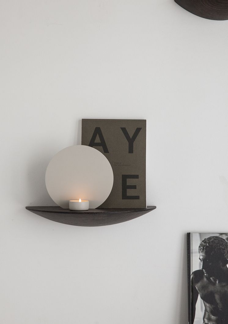 Shadow Play Tealight; design: Falke Svatun