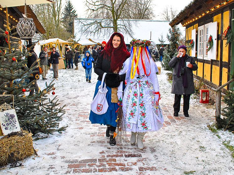 Spreewaldweihnacht Bescherkind  Foto- Gerd Rattei_