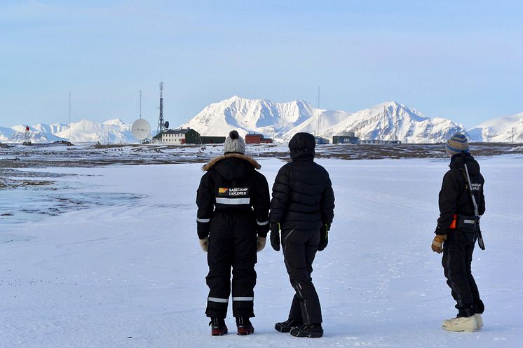 Isfjord Radio Basecamp Explorer