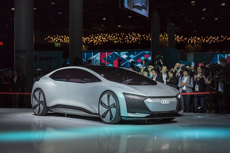 Audi på Volkswagen Group Preview Night – IAA i Frankfurt – konceptbilen Audi AICON