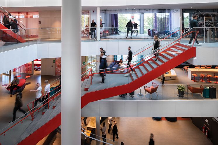 3Huset, öppet mellan våningsplanen