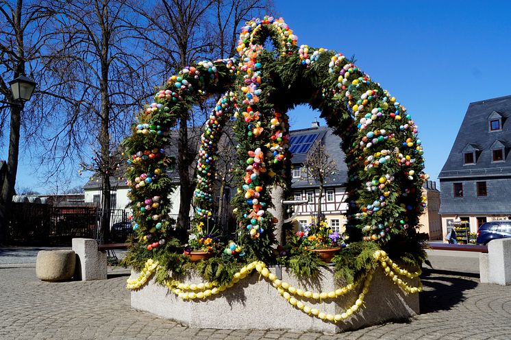 Zwönitz_Osterbrunnen Markt_Foto Corinna Bergelt_Greifensteinregion