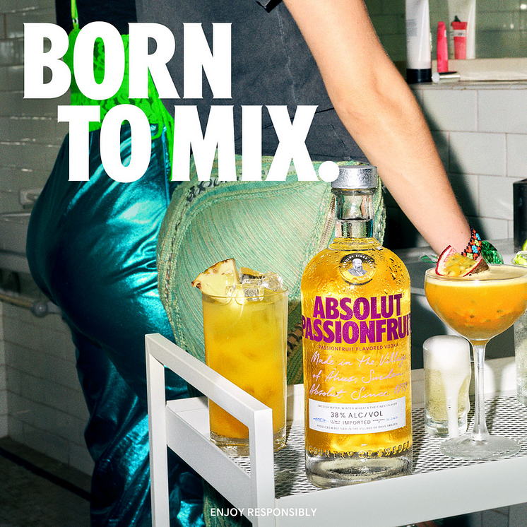 PreviewMedium-Absolut-Atlas-Passionfruit-eCommerce-BornTomix