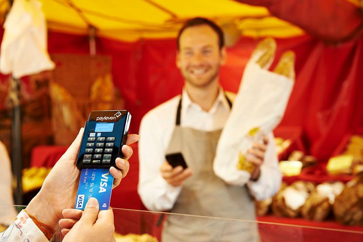 Kartenzahlung mit Visa bei Kleinsthändlern über mPOS - Markstand