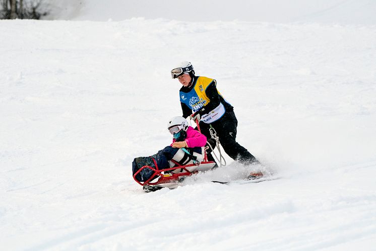 Alla på snö i Källviksbacken, Falun