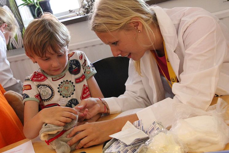 "Nalledoktorerna" på Barnplantornas familjeläger i Helsingborg sommaren 2013