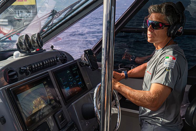 Garmin_Luna Rossa Prada Pirelli mit Garmin-Elektronik_Lifestyle 1 (c) Garmin Deutschland GmbH